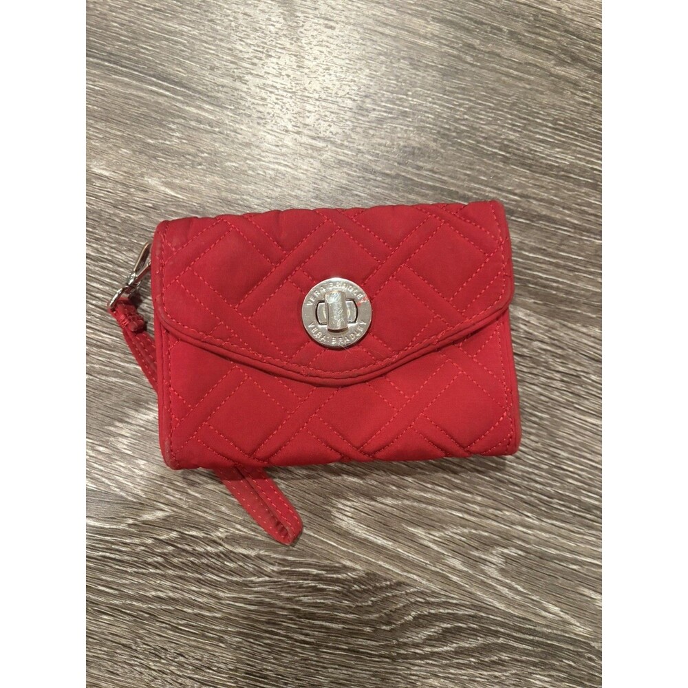 Vera Bradley Tango Red "Your Turn" Smartphone Wristlet Preowned